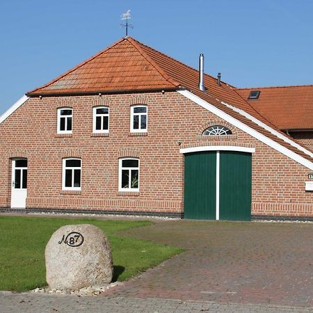 Ferienwohnung Im Gulfhof, 65269 Moormerland エクステリア 写真