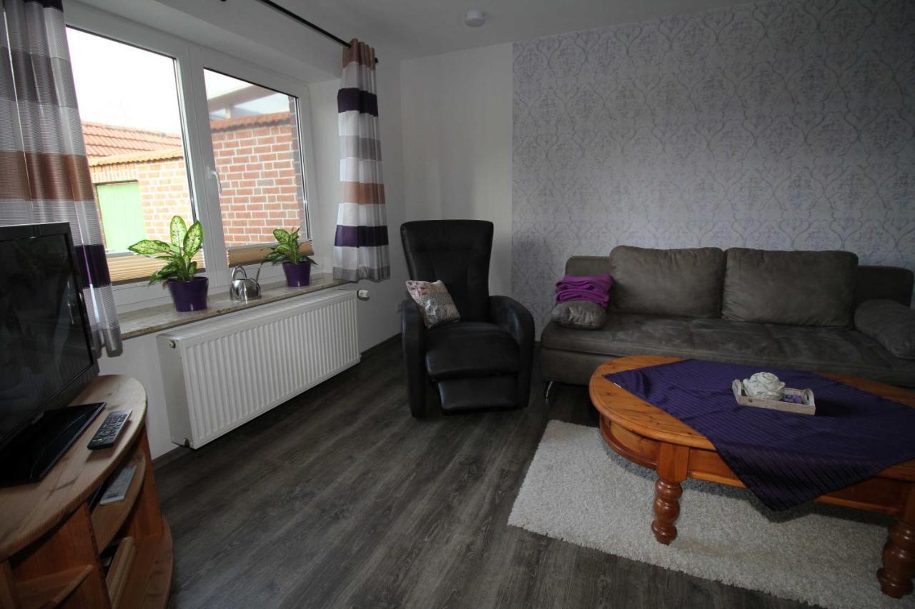 Ferienwohnung Im Gulfhof, 65269 Moormerland エクステリア 写真